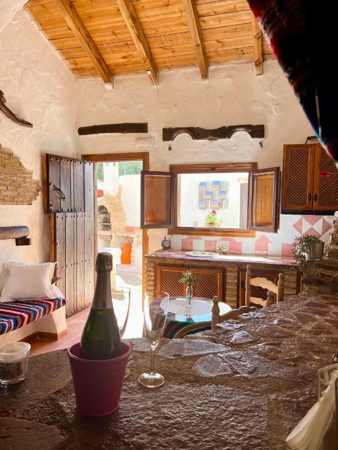 Cuevas De La Paz - Cave House Holidays Los Carriones Dış mekan fotoğraf